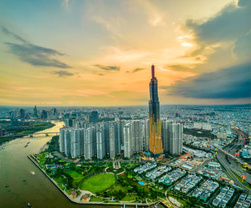 active equity fund: capturing alpha in